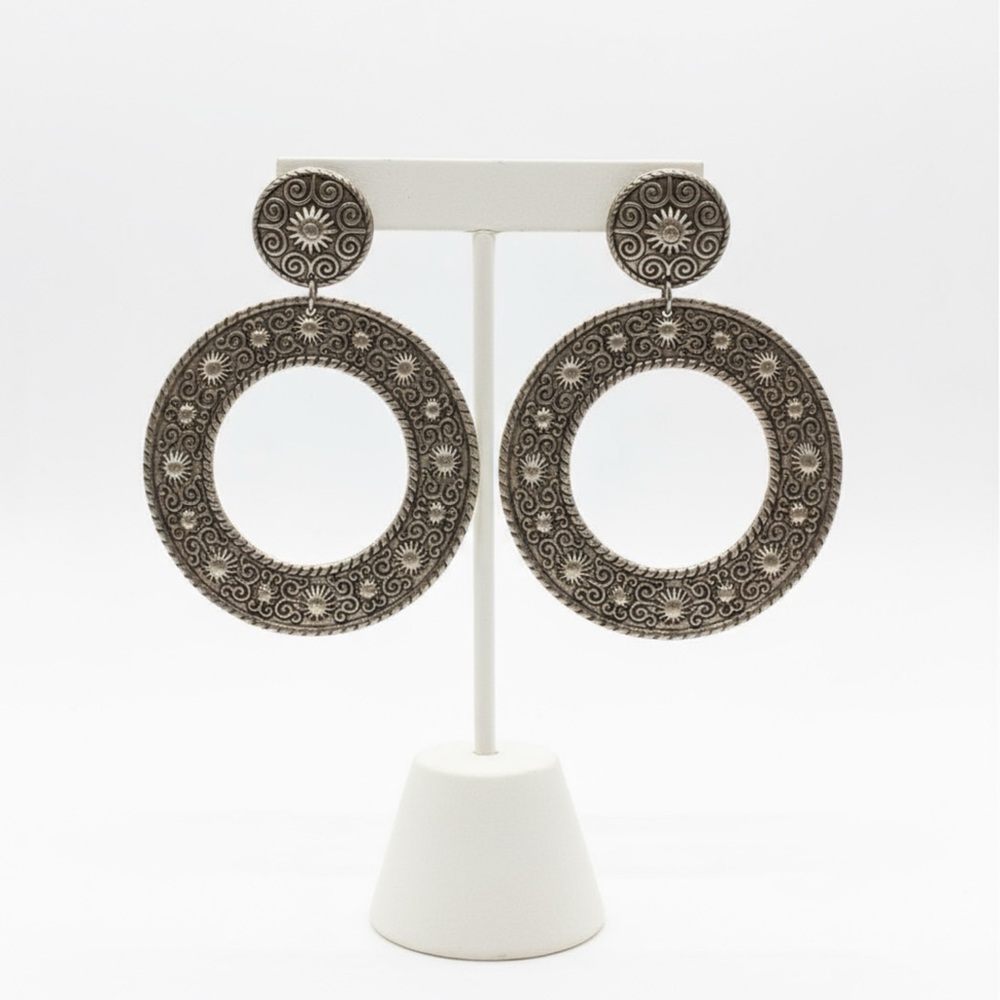 ⚜️3 for $30⚜️ Bronze Hammered Metal Dangle Earrings Statement Textured Embossed